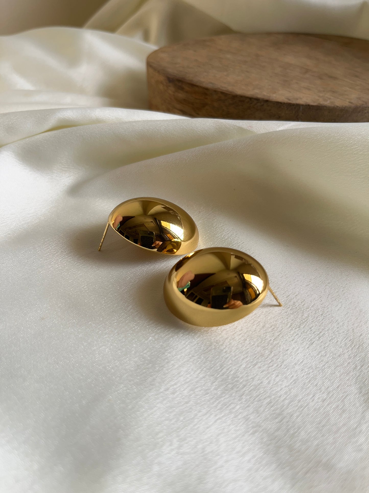 Stone Studs gold
