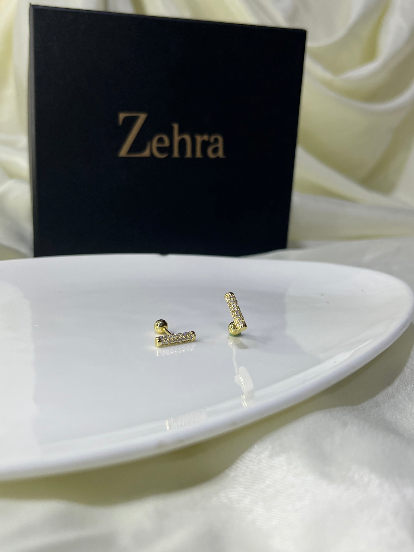 Line Stud Medium Size Pair