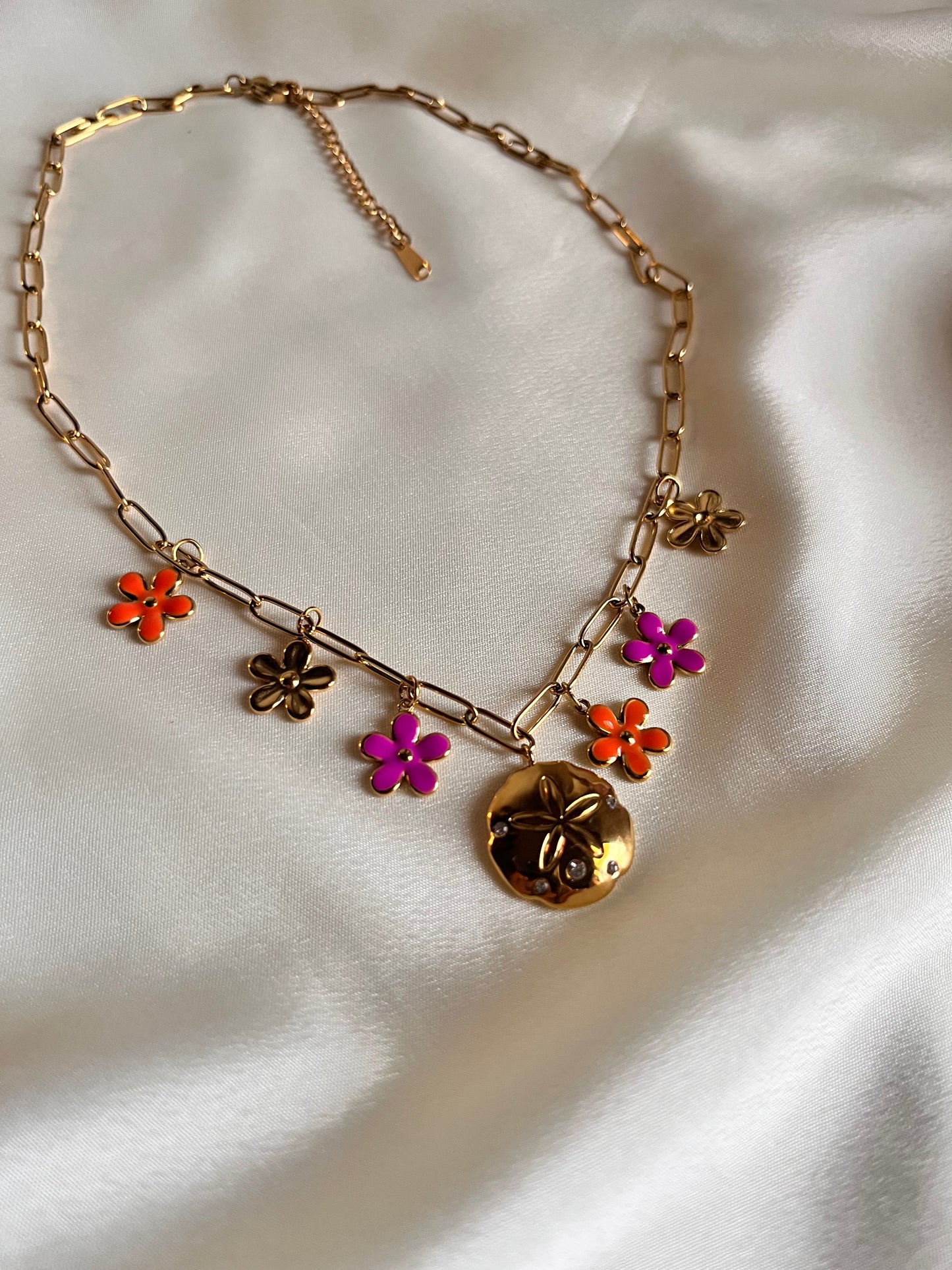 Flowers Chain