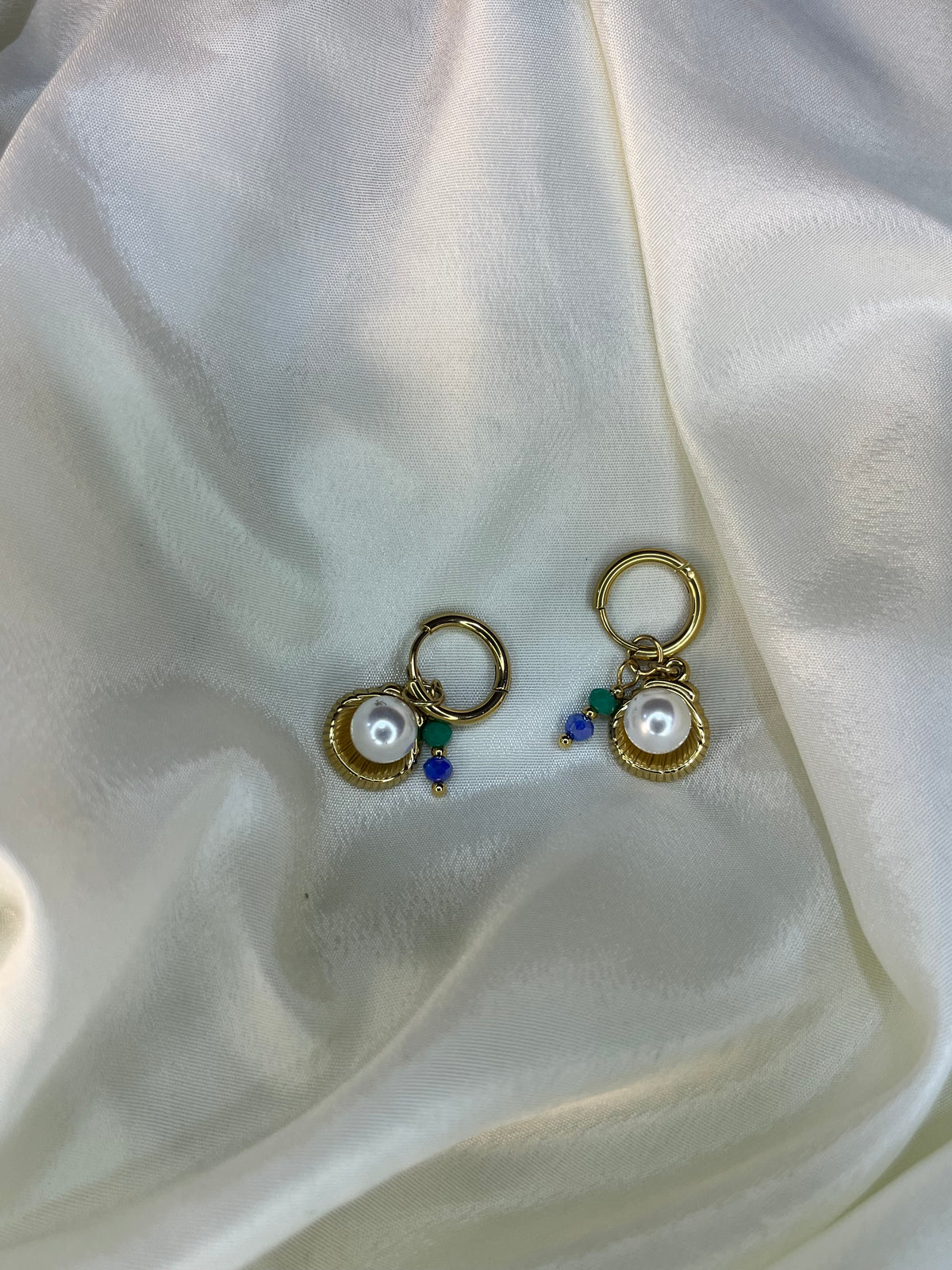 Shell Pearl Hoops