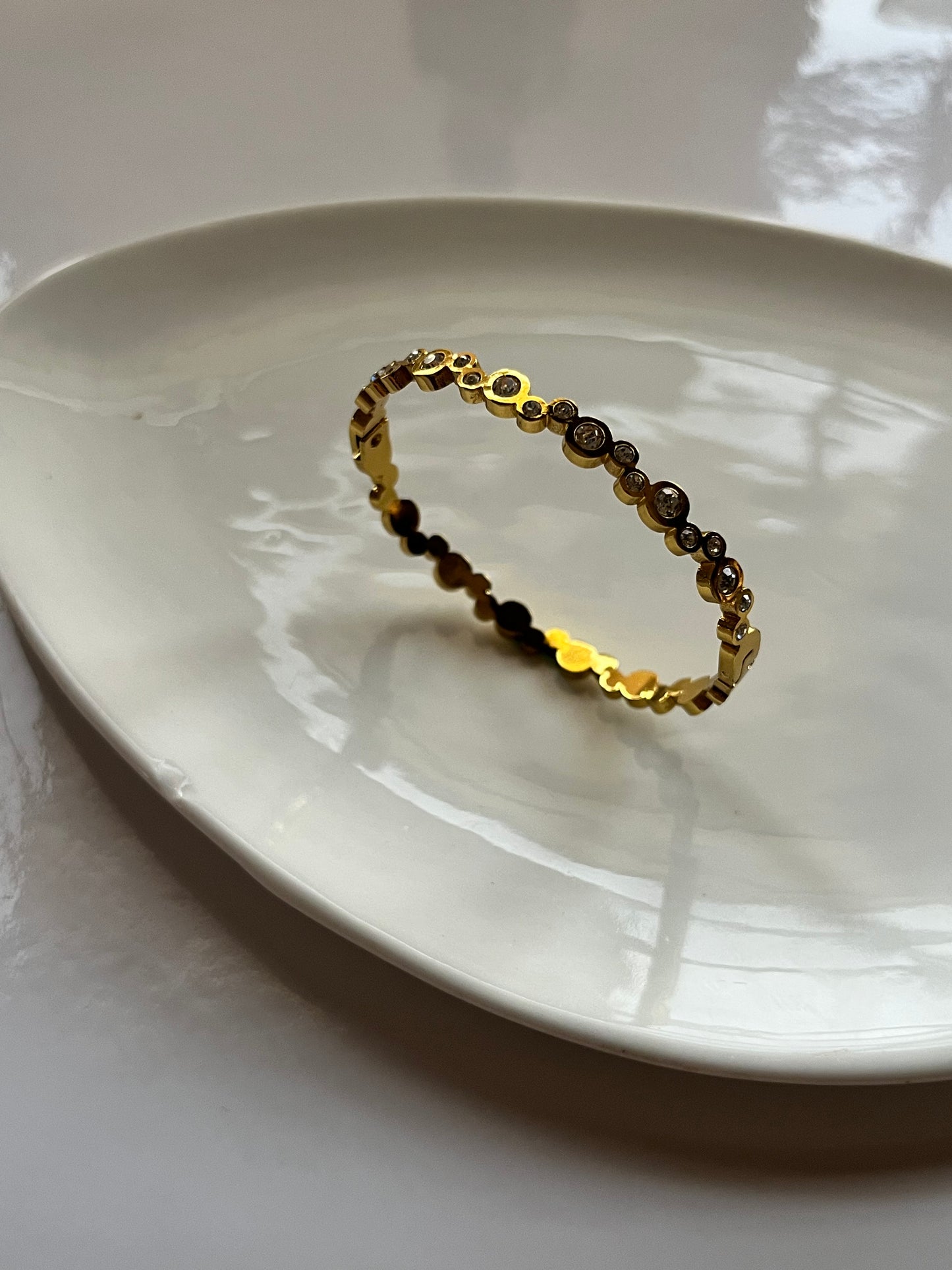 Bubble studded cuff (mini size)
