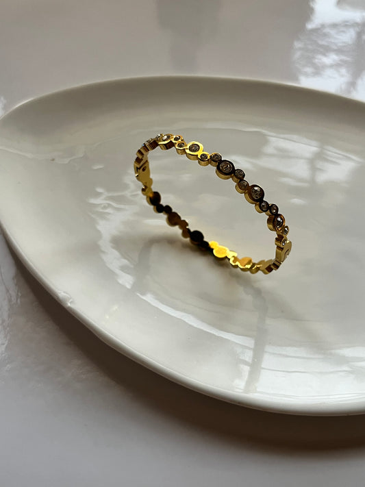 Bubble studded cuff (mini size)