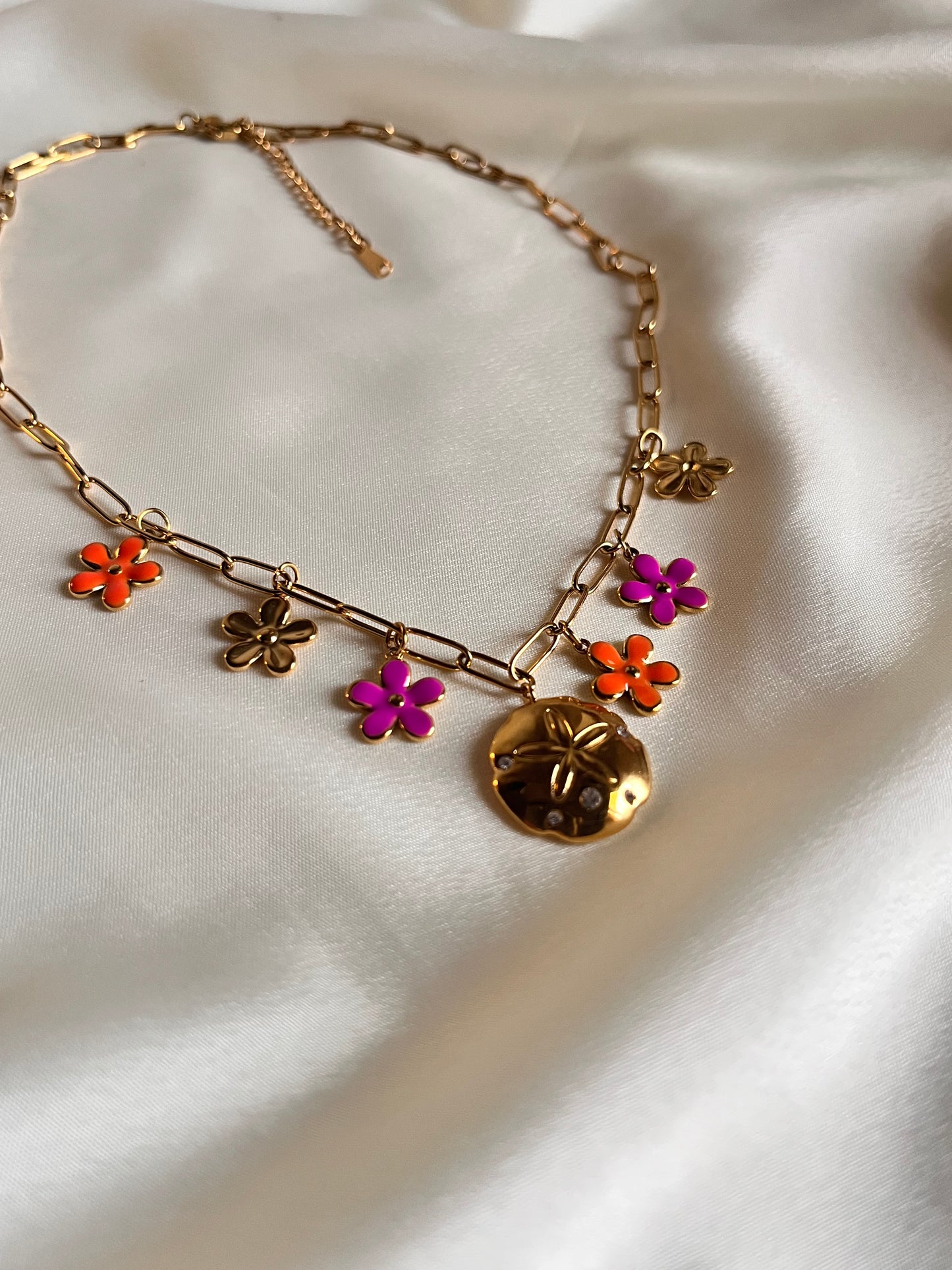 Flowers Chain