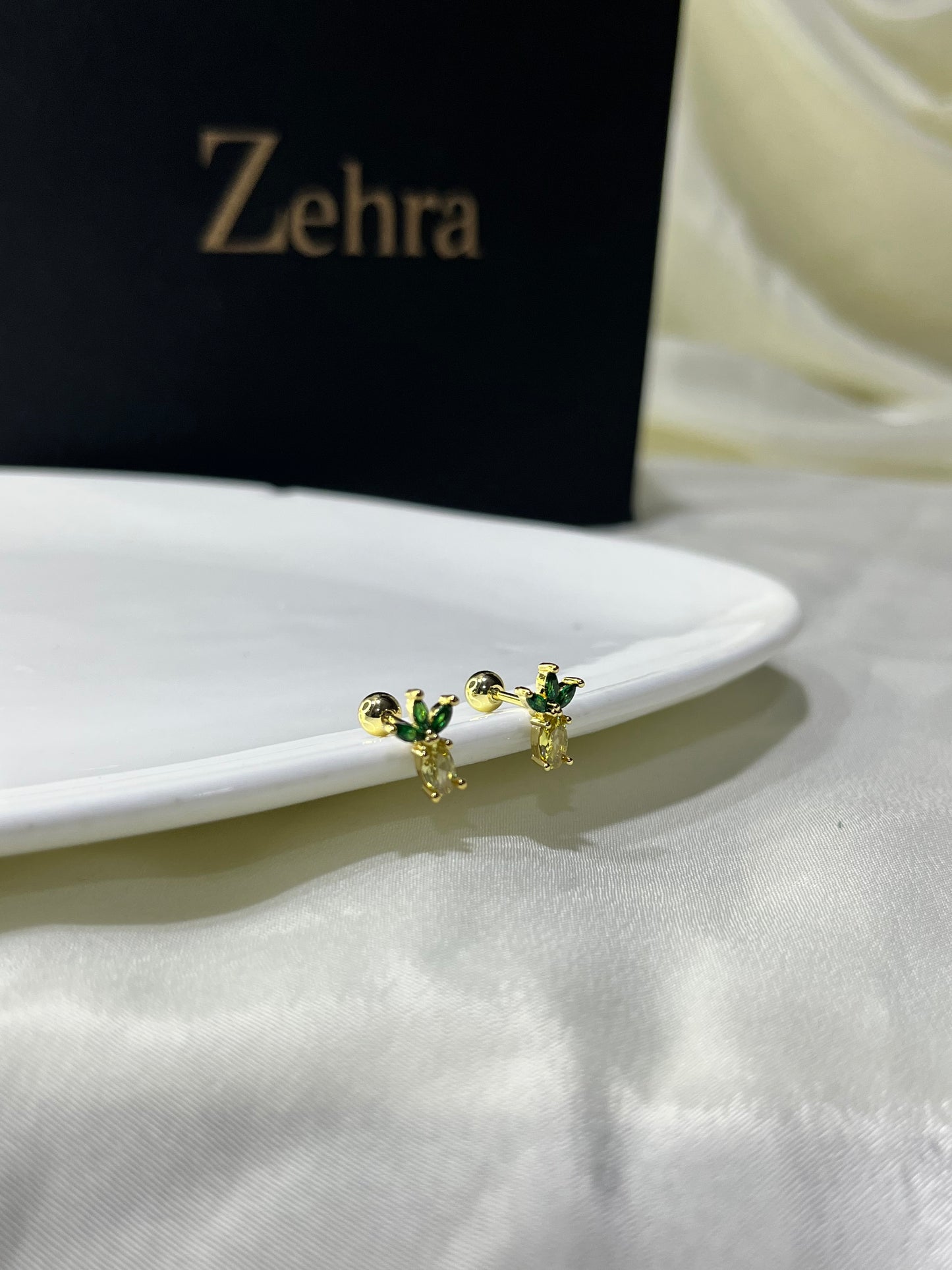 Pineapple Studs Pair