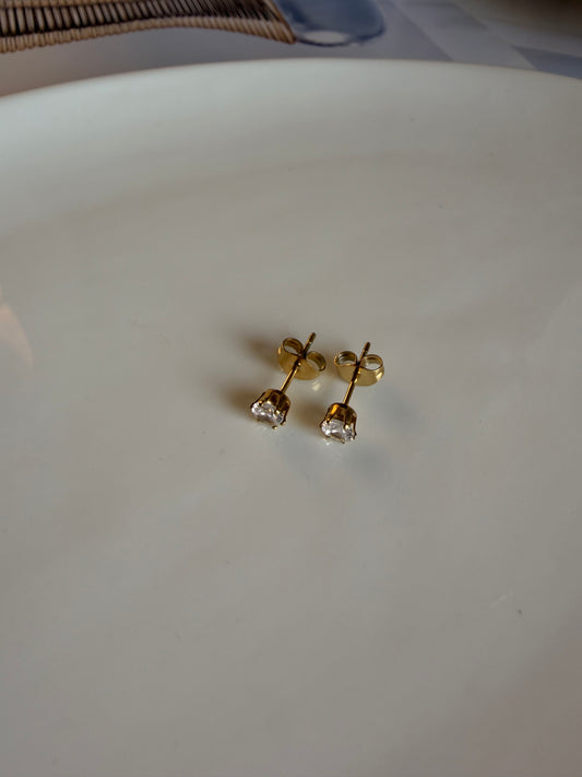 Solitaire Zirconia Studs