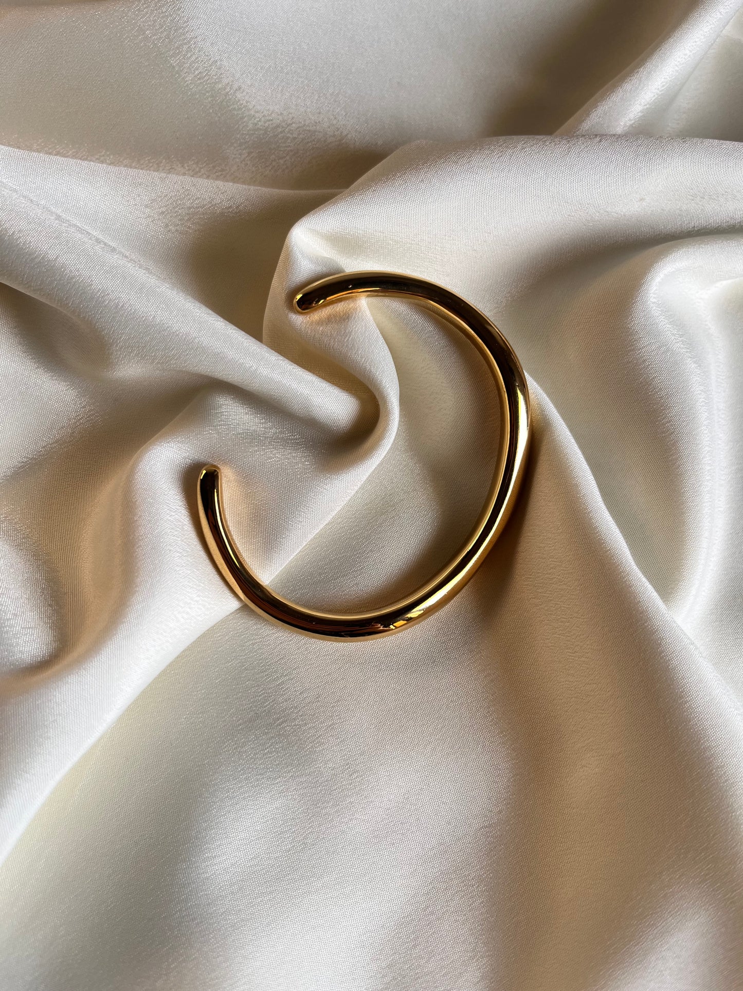 Curve Cuff
