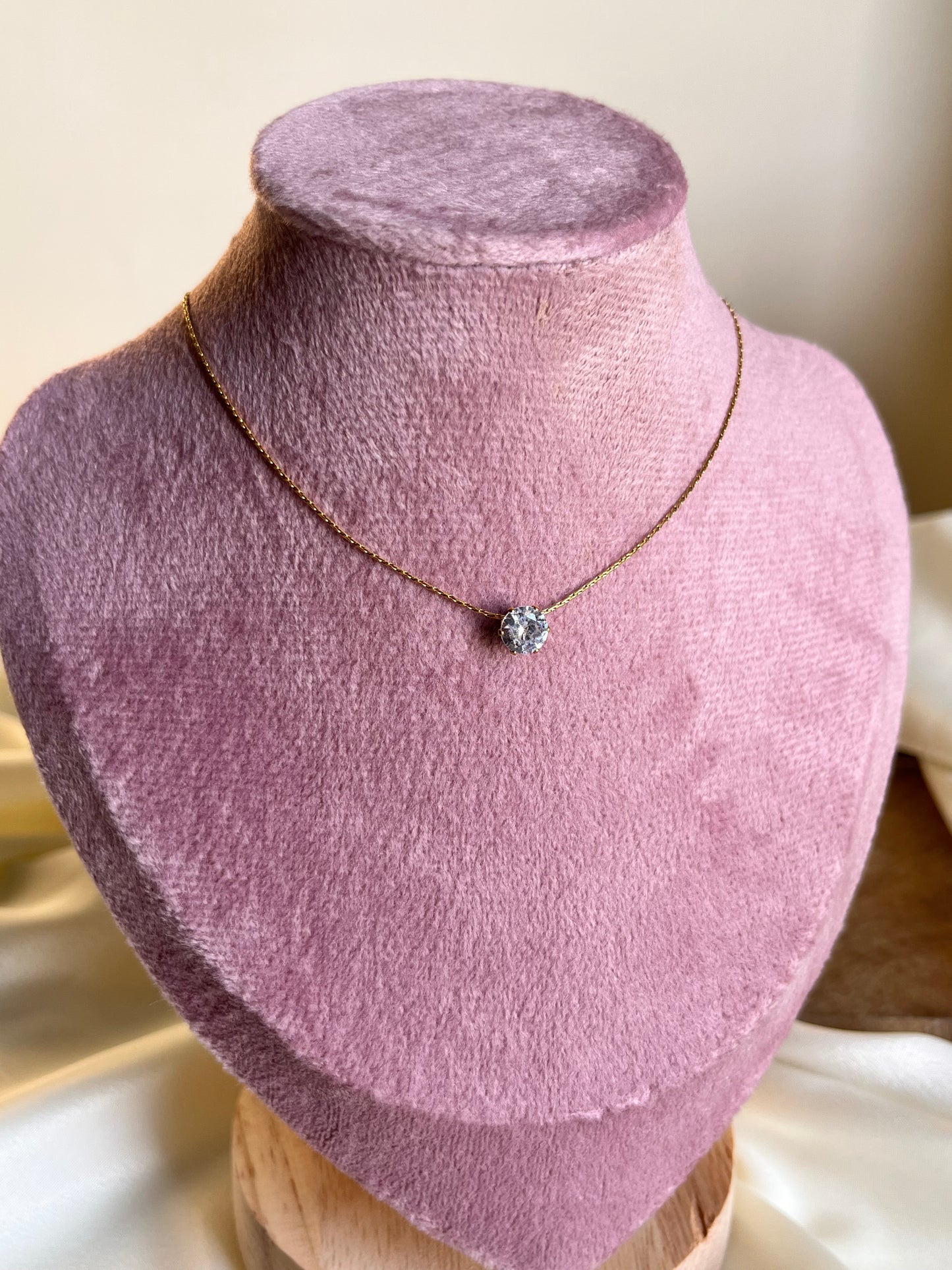 Zora necklace