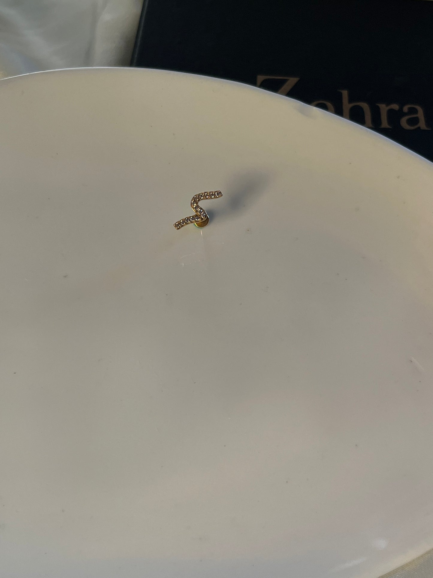 Wavy Ear Single Stud
