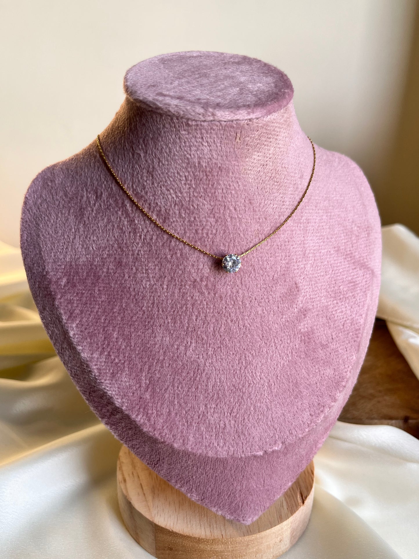 Zora necklace