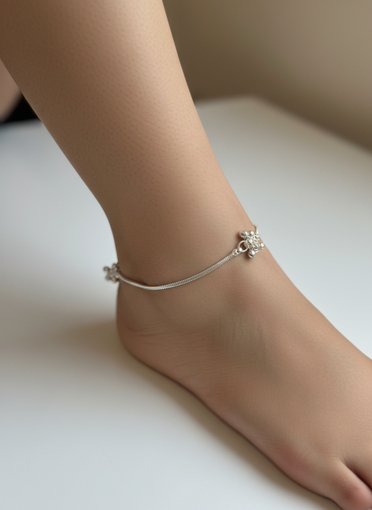 SILVER ANKLET
