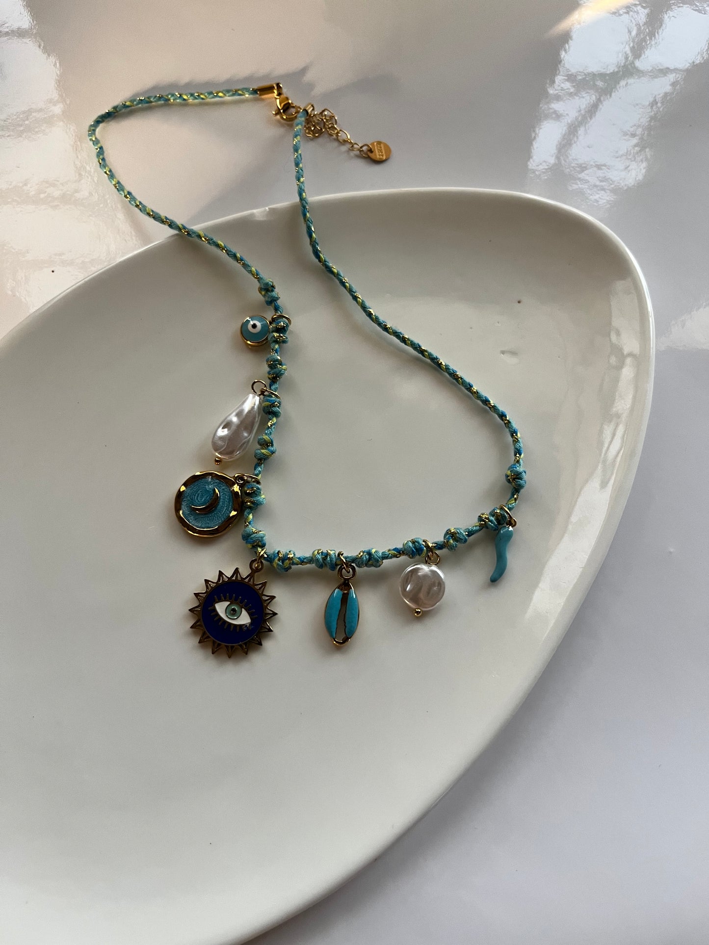 Evil eye thread necklace