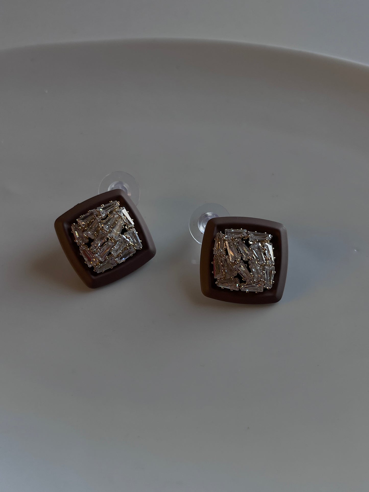 Silver brown studs