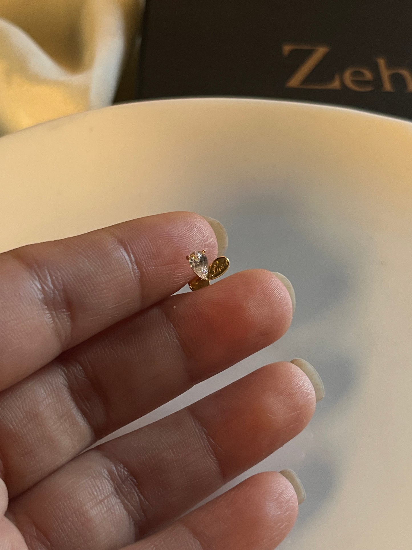 Little Heartz Single studs
