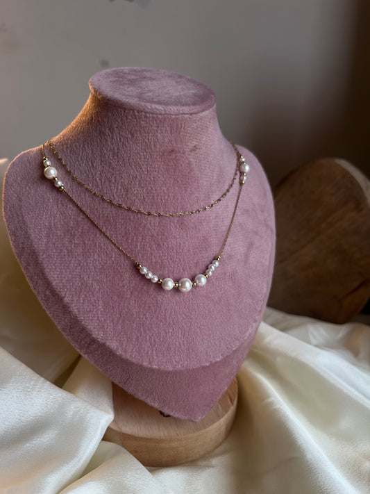 Double layered Pearl sleek chain