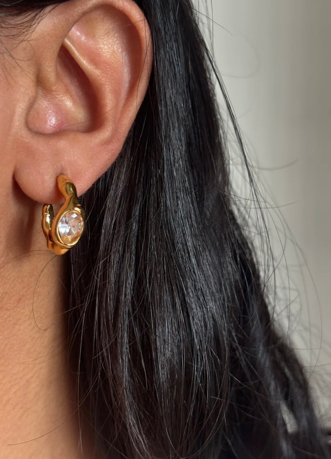 Amy solitaire earrings