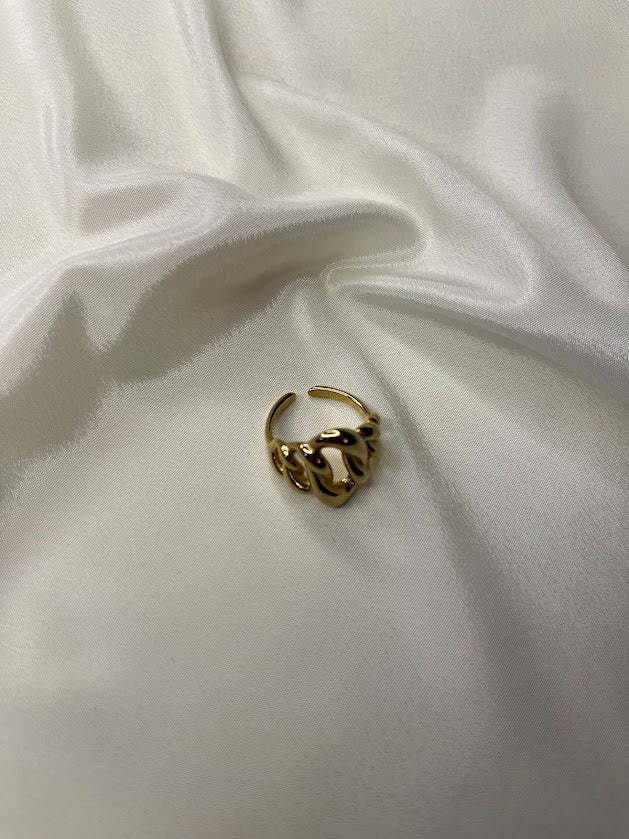 Amara ring